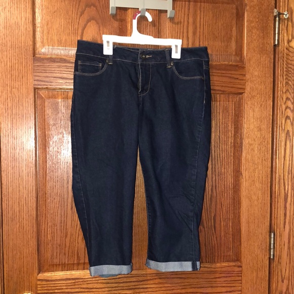 Falls Creek Blue Capri Denim Jeans - Picture 1 of 7